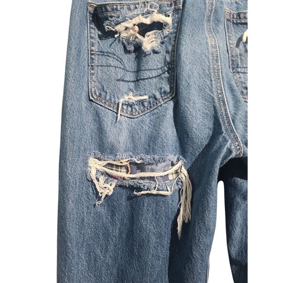 American Eagle Outfitters Ripped Blue Straight Leg Jeans - Picture 5 of 7